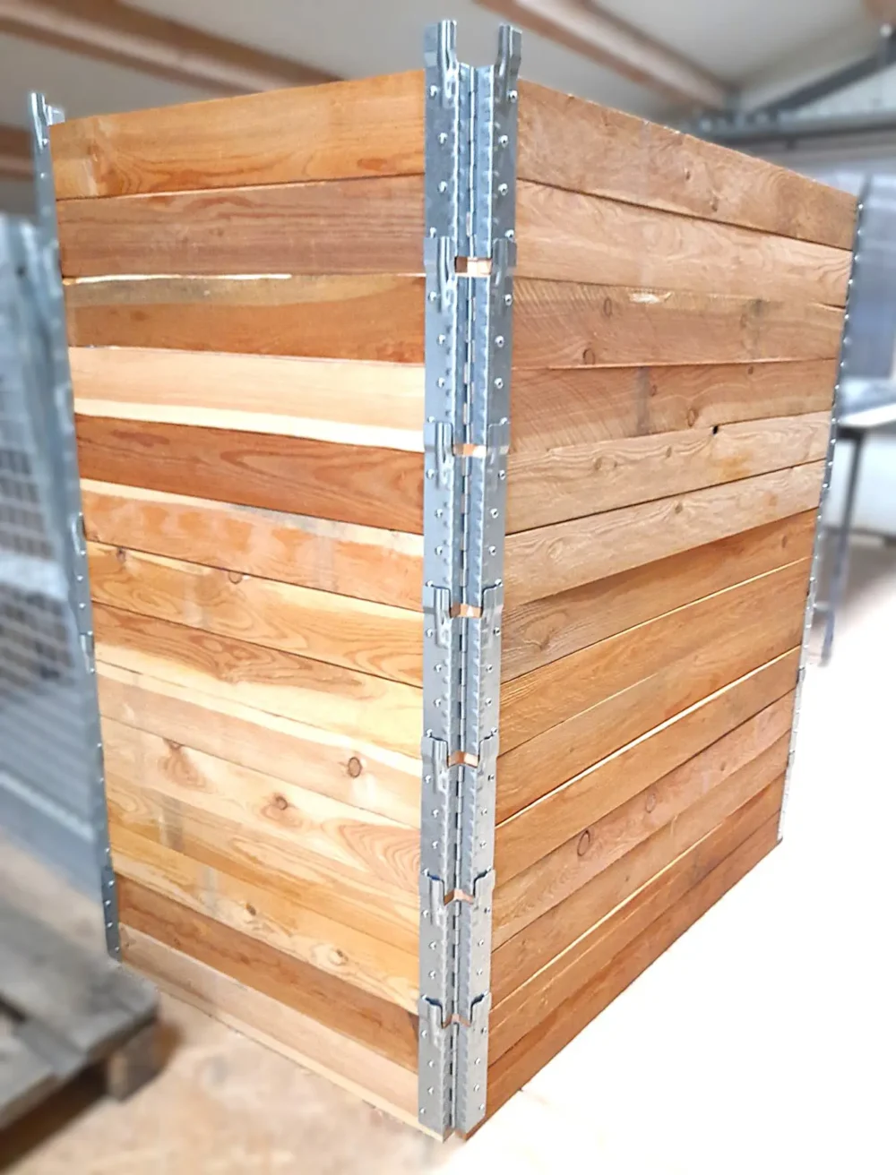 Modřínové ohrádky na vyvýšený záhon